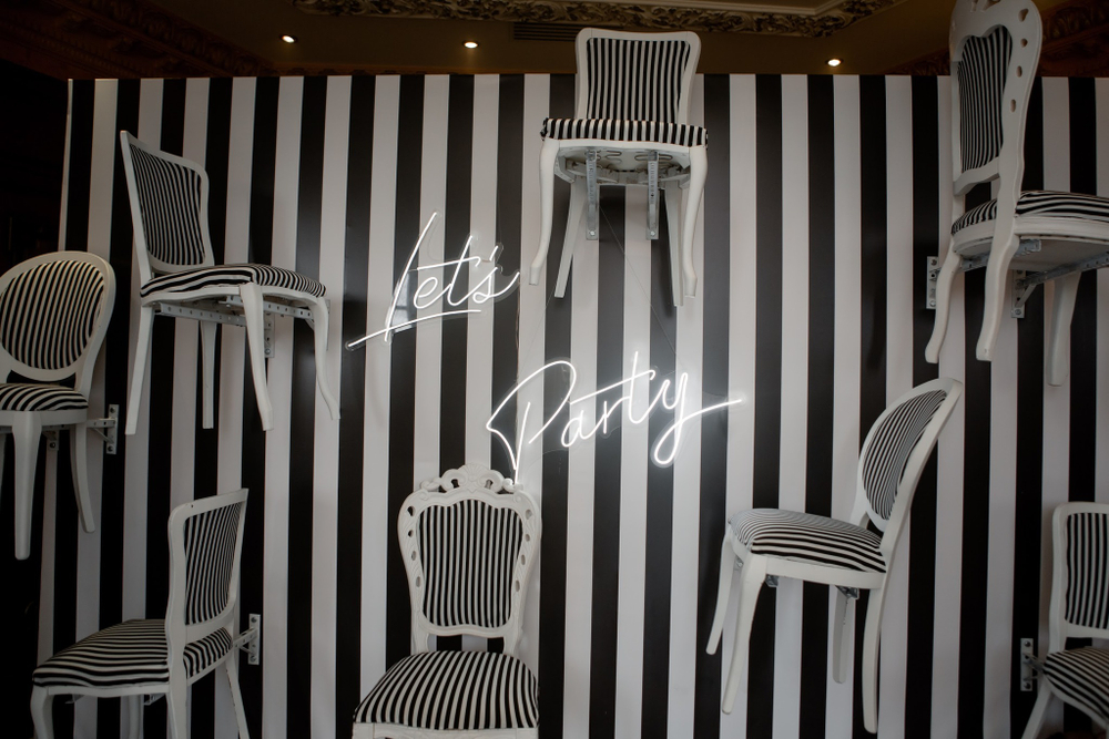 Black & White Party