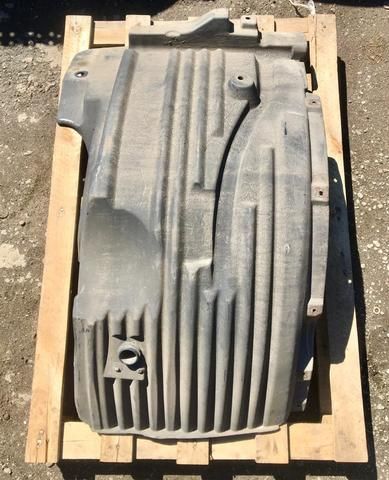 Подкрылок передний правый МАН ТГМ 81612300254 б/у