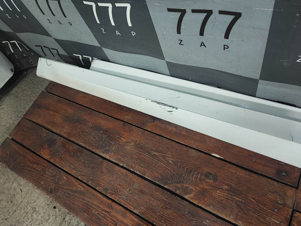 Накладка порога левого BMW 3-Series (F34) GT 13-20 Б/У Оригинал 51778057147