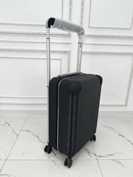 Чемодан Louis Vuitton