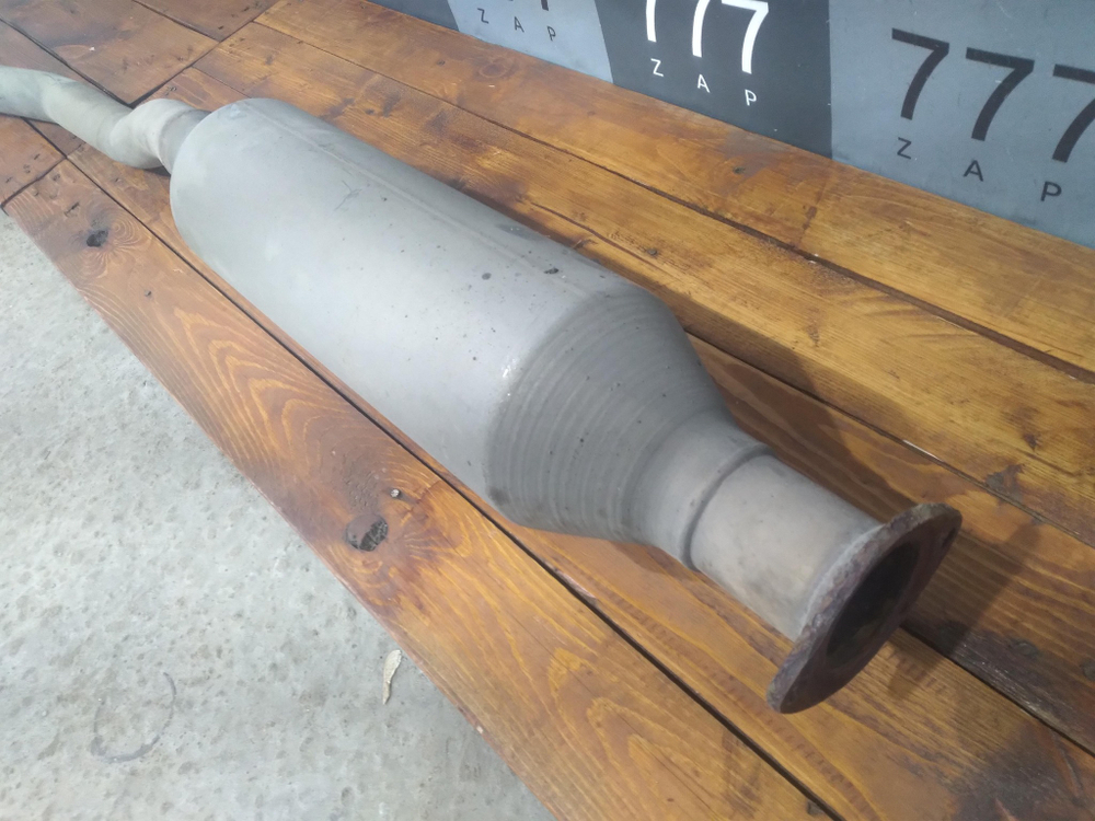 Глушитель  средняя часть Lexus ES 6 12-18 Б/У Оригинал 1742031520