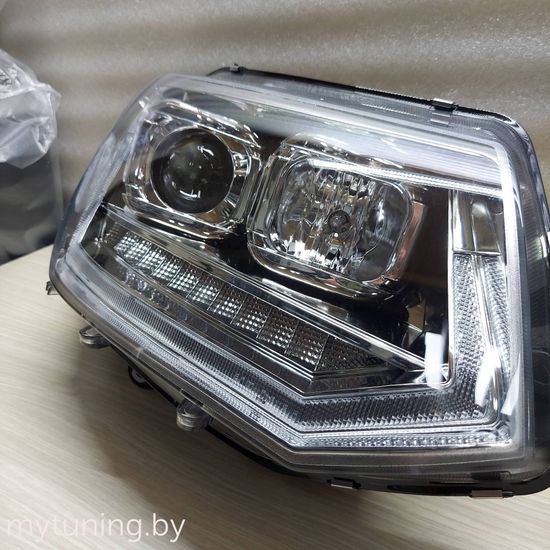 Передние фары Tru DRL для Volkswagen T5 (10-15) динамические хромированные