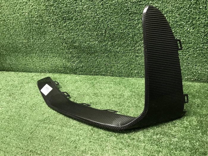 Накладка переднего бампера левая Audi RS Q8 20-нв