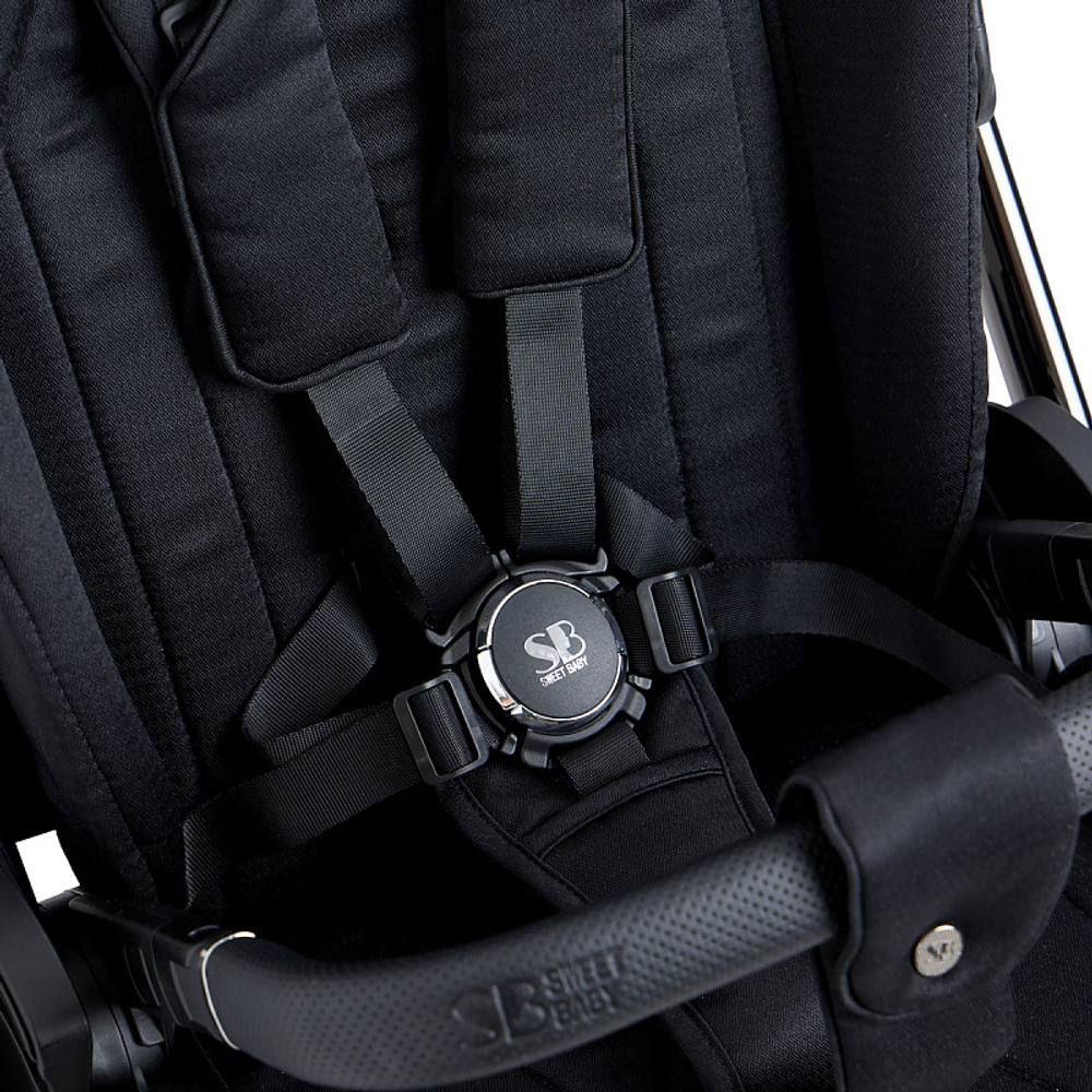 Детская прогулочная коляска Sweet Baby Elegante Chrome/Black