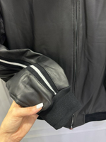 Кожаная куртка Kiton