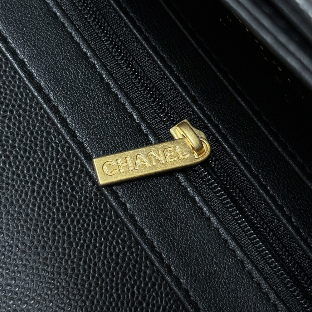 Chanel Bag 19 cm