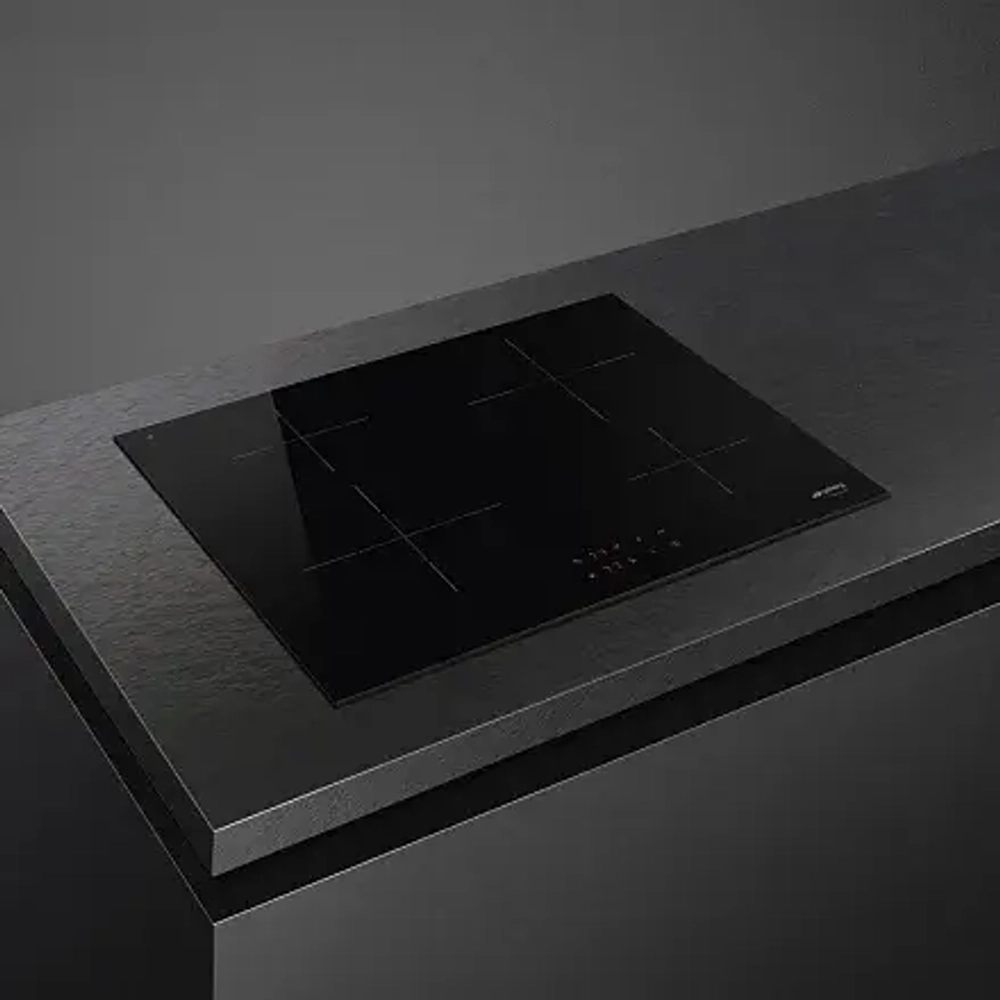 Индукционная варочная панель Smeg SI2641D