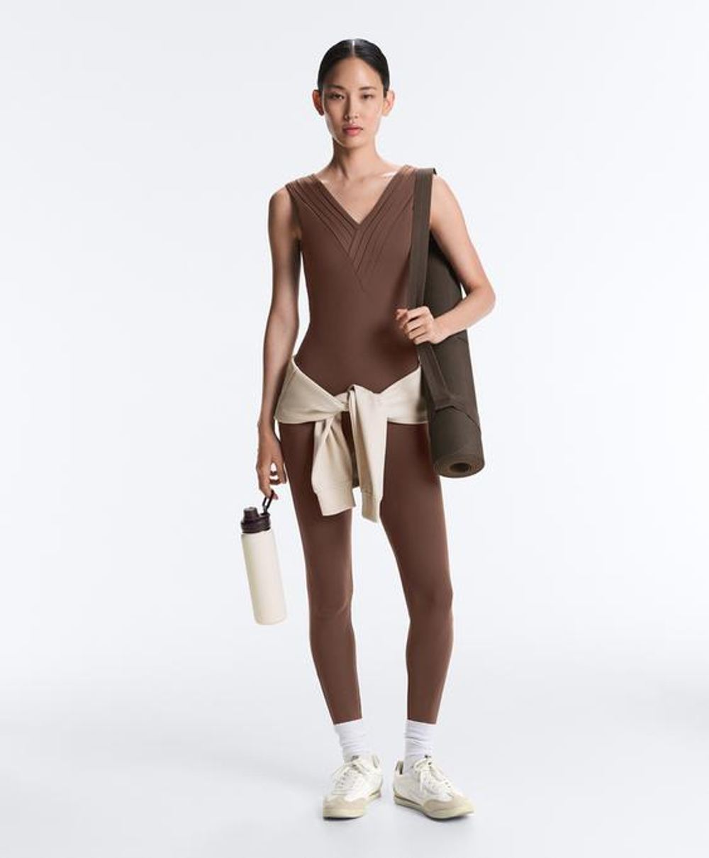 Oysho Длинный плиссированный комбинезон Comfortlux, коричневый