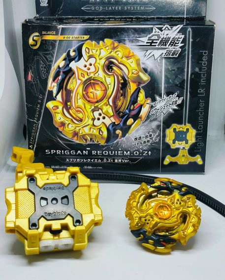 Волчок и лаунчер Spriggan Requiem 0 Zeta B00 gold axe ver. от Takara Tomy