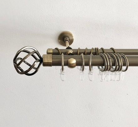 Карниз кованый рифленый для штор Ост Глобо d25/16 мм двухрядный, цвет бронза