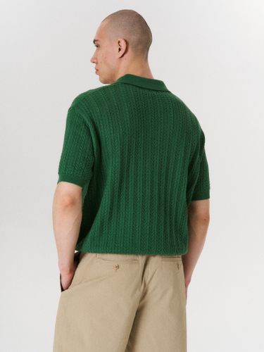 Зеленая вязаная футболка-поло LAWLESS