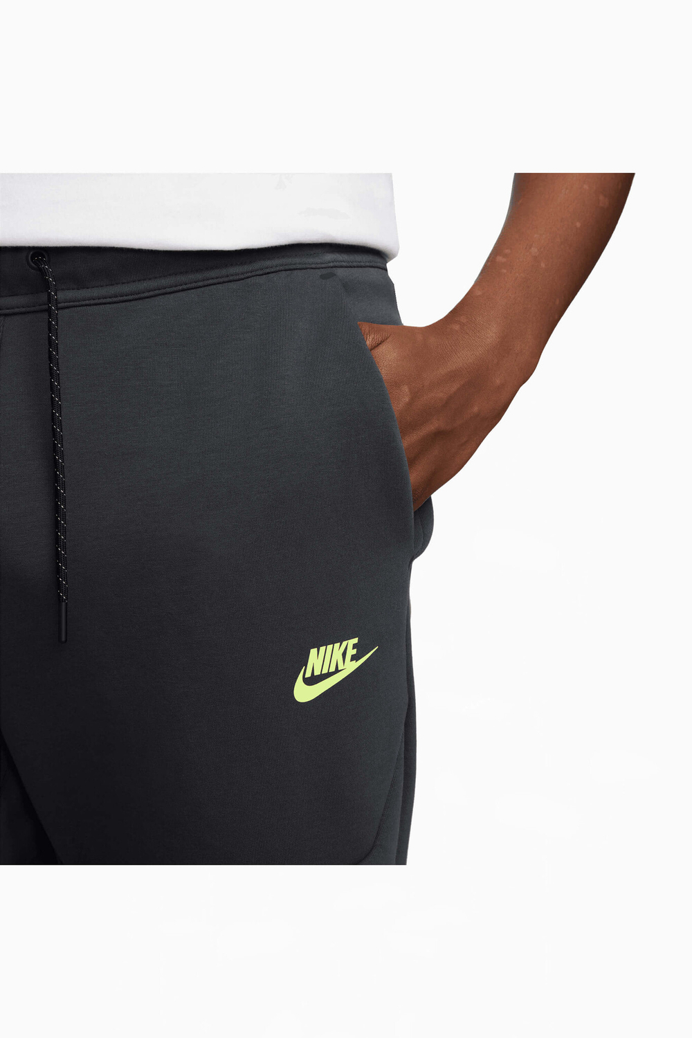 Штаны Nike Sportswear Tech Fleece