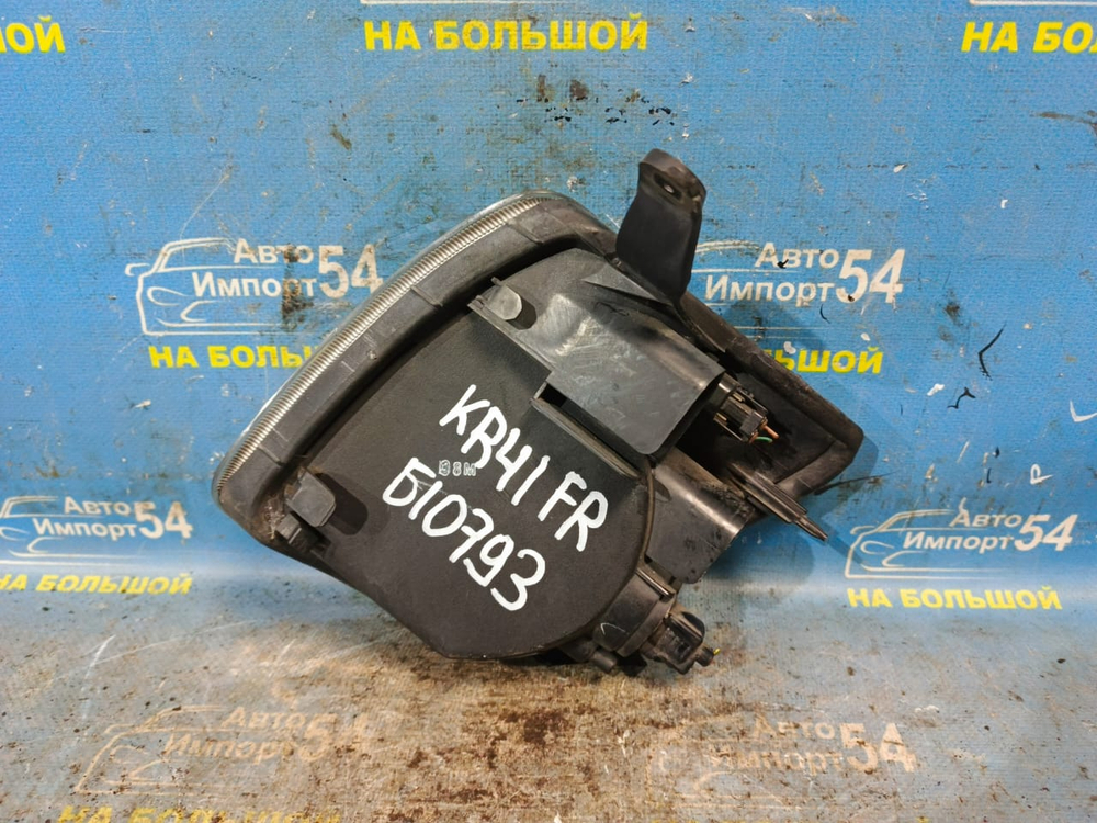 Габарит правый TOYOTA LITEACE NOAH 1996-2007