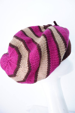 Шапка La planda со стразами, новая