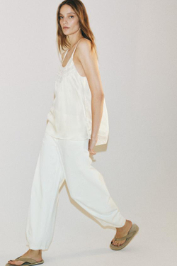ZARA АТЛАСНЫЙ ТОП С КРУЖЕВОМ — ZW COLLECTION, ЖЕЛТОВАТО-БЕЛЫЙ