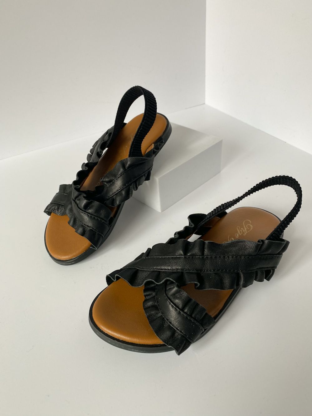 Кожаные сандалии Age of Innocence, 26