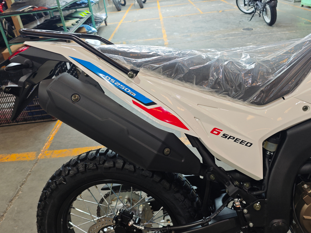 Мотоцикл Loncin DS250 Rally