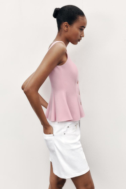 ZARA ЭЛАСТИЧНЫЙ ТОП-ЖИЛЕТ С БАСКОЙ, РОЗОВЫЙ