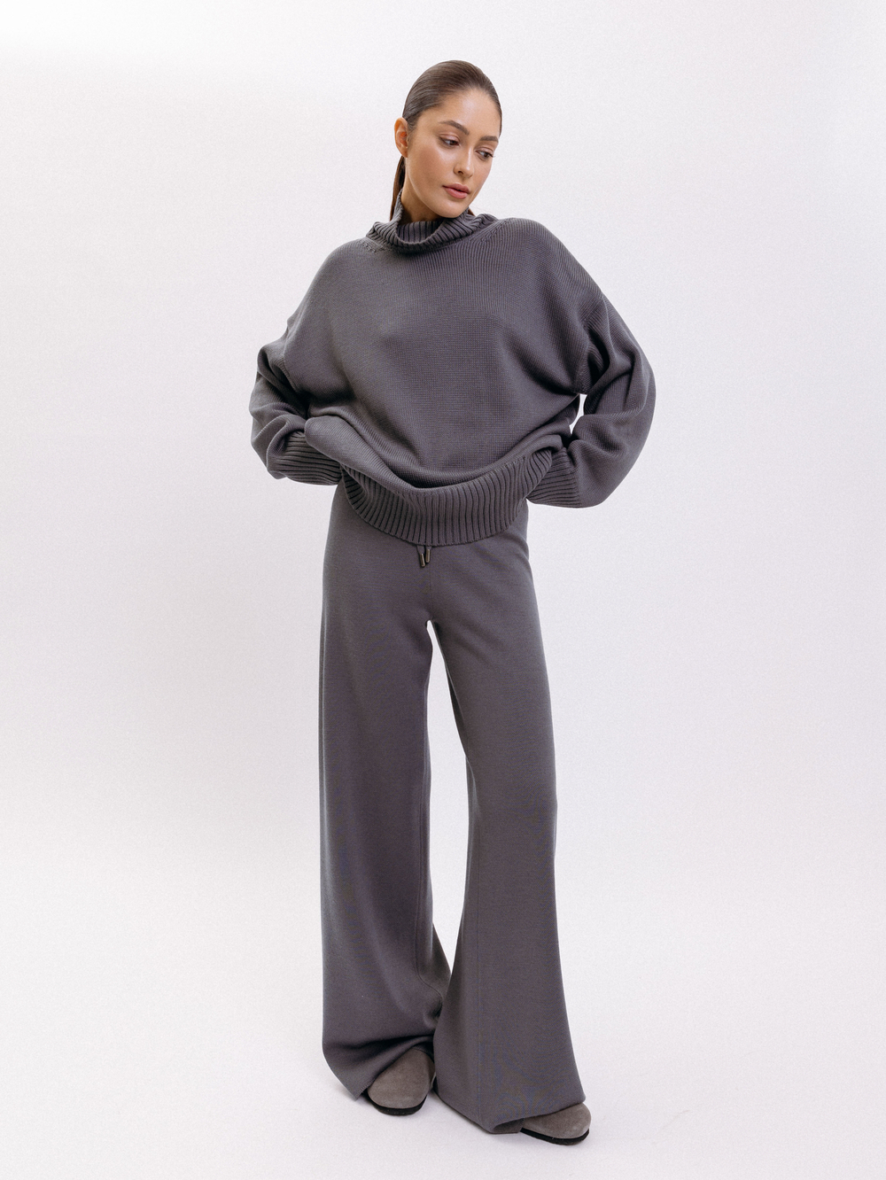 Свитер базовый