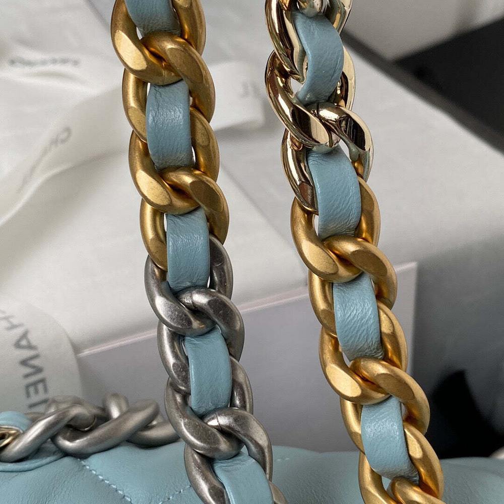 Chanel 19 Large 30 cm