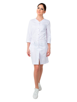 Белый медицинский халат с рукавом 3/4