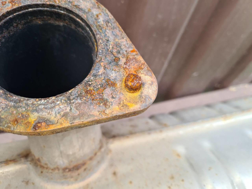 Глушитель Hongqi HS5 (2019-н.в.)