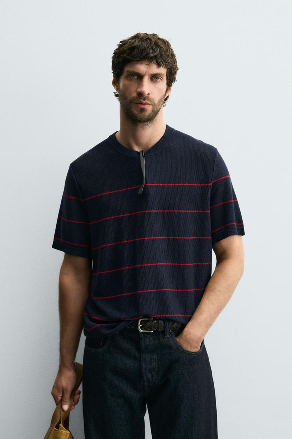 ZARA ФУТБОЛКА ИЗ ЖАККАРДОВОГО ТРИКОТАЖА В ПОЛОСКУ, ПОЛОСКИ