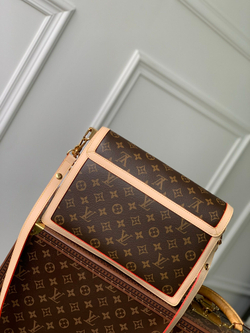 Louis Vuitton Dauphine Soft GM