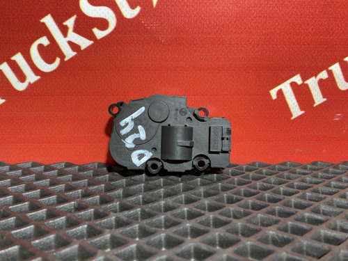 Моторчик заслонки отопителя 2018г