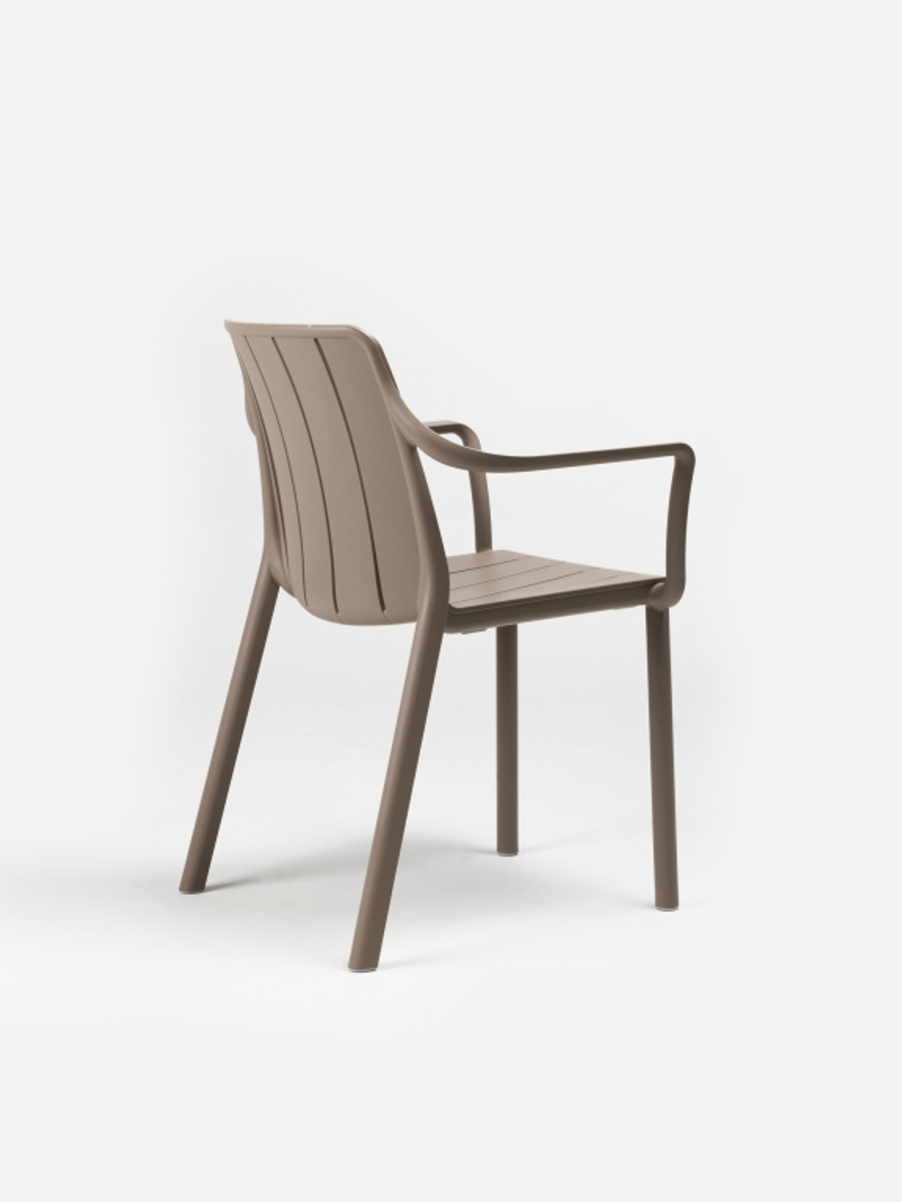 Кресло пластиковое Tiberina