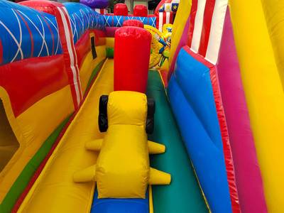 Коммерческий надувной батут «Парк развлечений», 14x6x7 м.