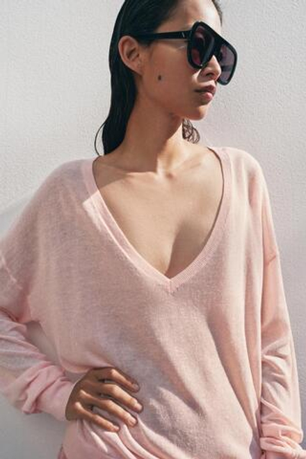 ZARA ДЖЕМПЕР ТОНКОЙ ВЯЗКИ С V-ОБРАЗНЫМ ВЫРЕЗОМ, ПАСТЕЛЬНО-РОЗОВЫЙ