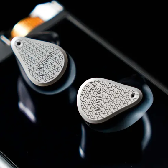 MoonDrop Variations Black