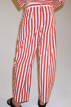 ZARA ЗАУЖЕННЫЕ ДЖИНСЫ В ПОЛОСКУ — ZW COLLECTION, КРАСНЫЙ/БЕЛЫЙ