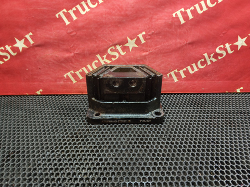 Подушка двигателя передняя правая 2022г