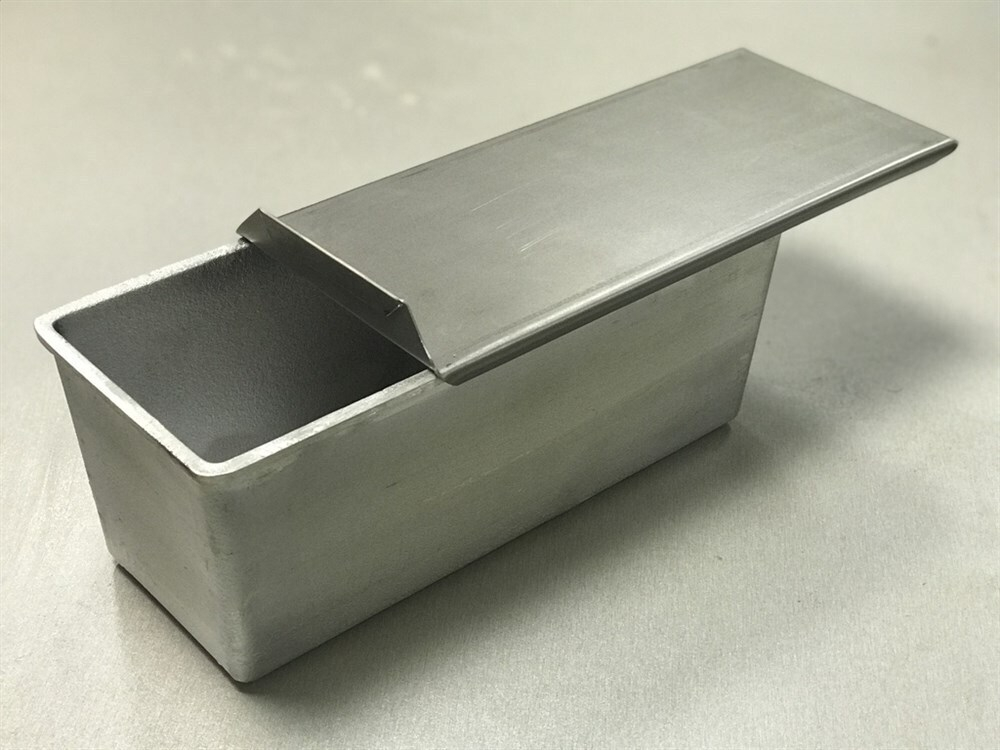 Тостерная форма для выпечки хлеба c крышкой 250х100х100 мм