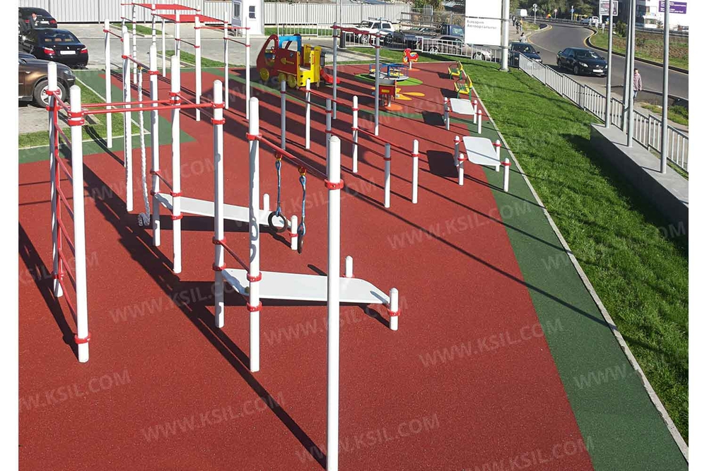 Турник разноуровневый детский