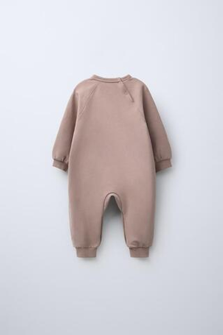 ZARA КОМБИНЕЗОН ИЗ МЯГКОЙ ТКАНИ С ПРИНТОМ, СВЕТЛО-КОРИЧНЕВЫЙ