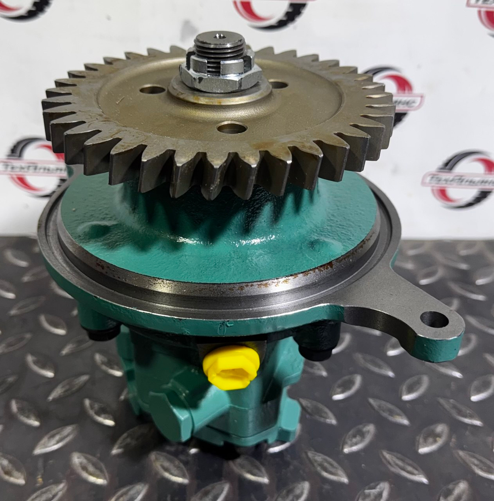 Насос масляный 15033078