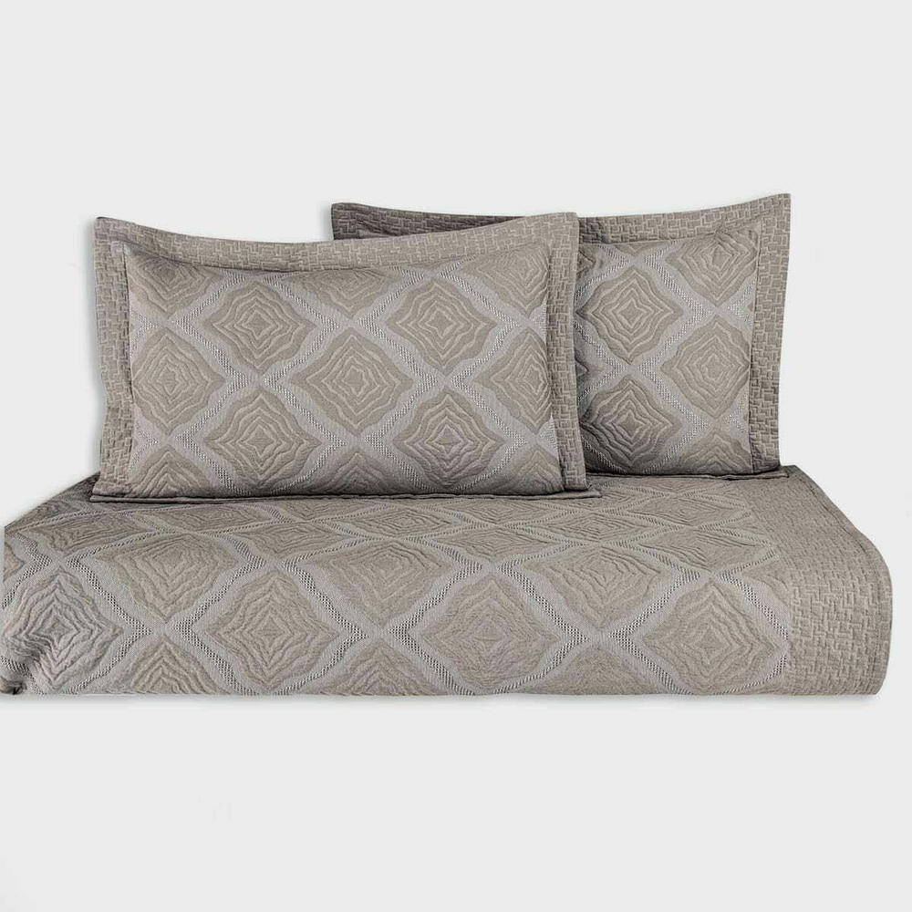 Покрывало 230х250 и 2 декоративные наволочки Arya home Reyna капучино