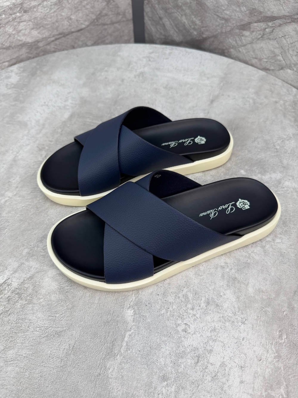 Шлепанцы Loro Piana