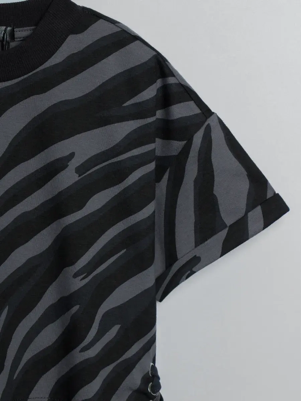 Костюм в садик, футболка и юбка