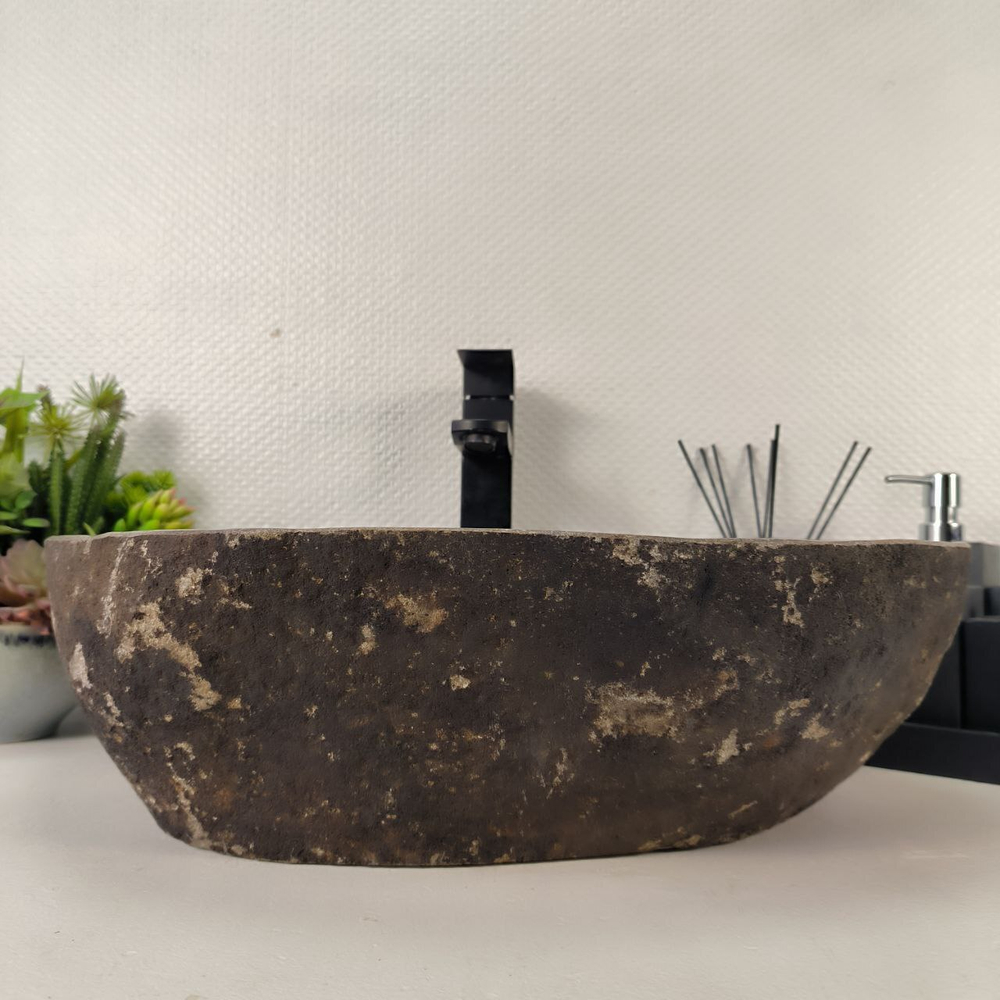 Раковина из речного камня RS-65040 52*41*15 0862