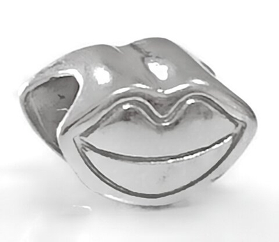 Ювелирная подвеска из серебра