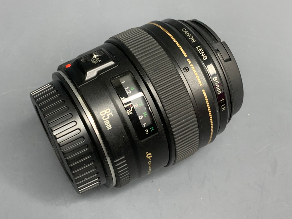 Canon EF 85mm 1.8 USM