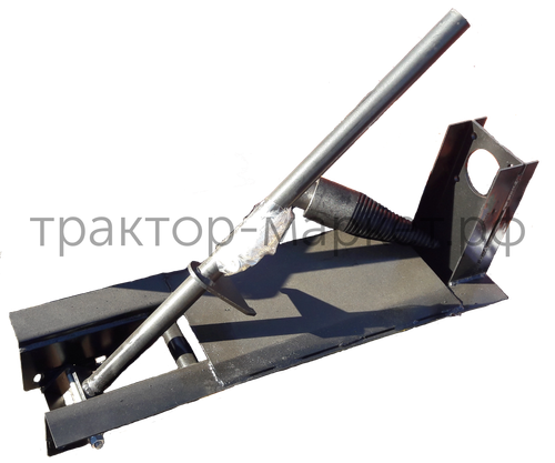 Дровокол навесной винтового типа