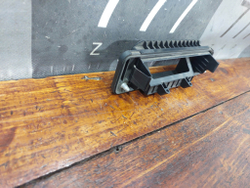 Ручка багажника Mercedes W222, W213, W205 Б/У Оригинал A2227500493