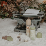 Антиколиковая бутылочка для кормления Suavinex Poetry SX PRO 270 мл, 3 мес+, зеленая