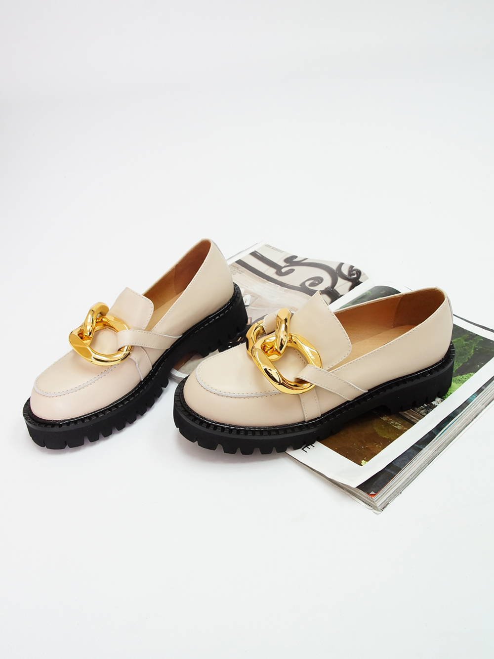 Лоферы женские демисезонные