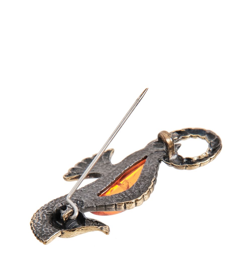 AM-2335 Брошь «Конек морской» (латунь, янтарь)